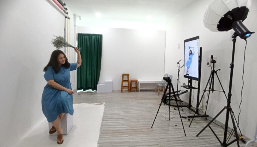 Ara Self Studios – Self Photo Studio Hits di kota Malang